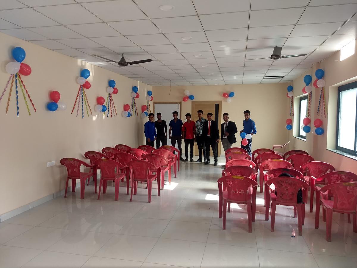 Hotel Reyansh Tanakpur Buitenkant foto