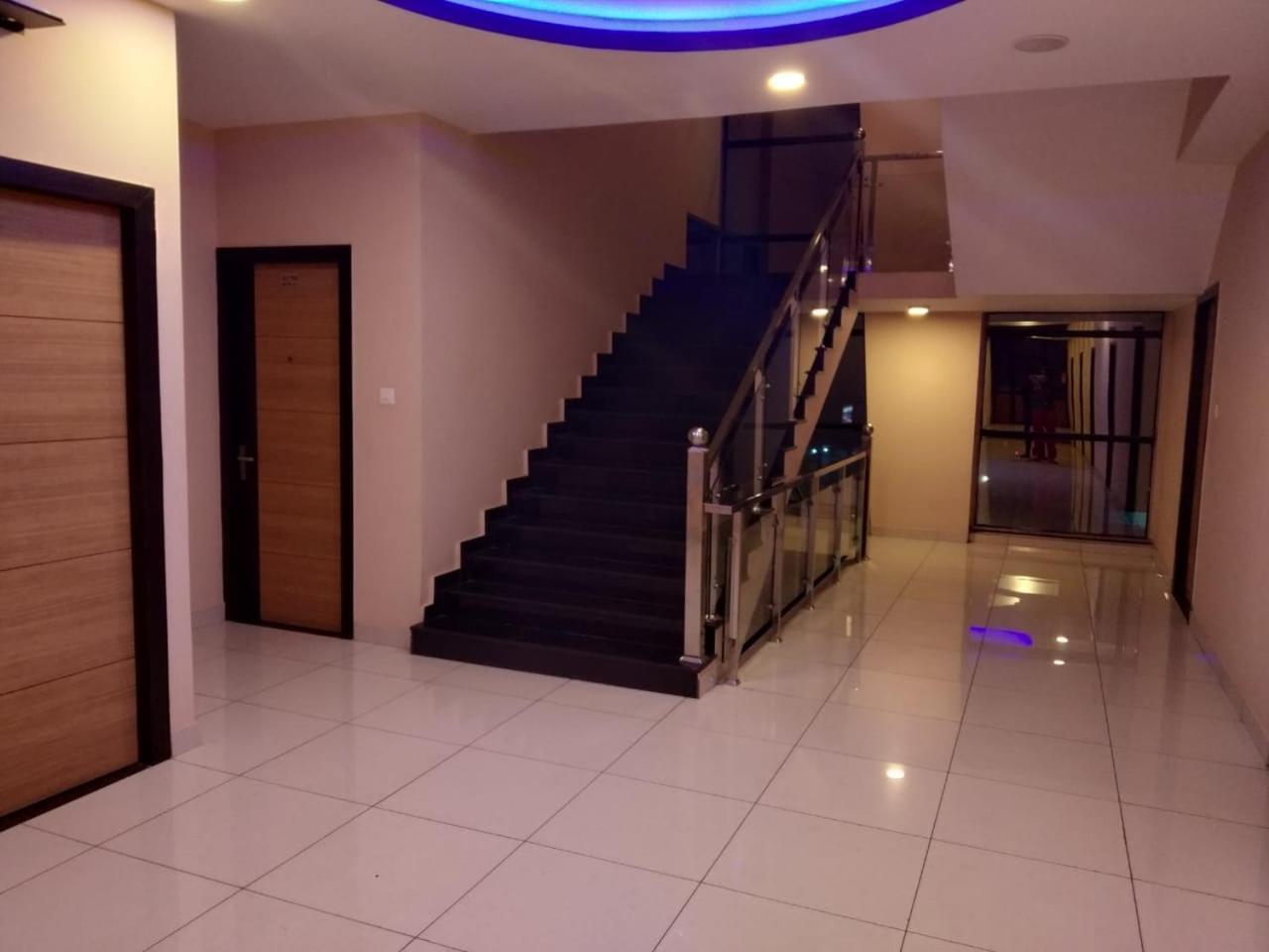 Hotel Reyansh Tanakpur Buitenkant foto