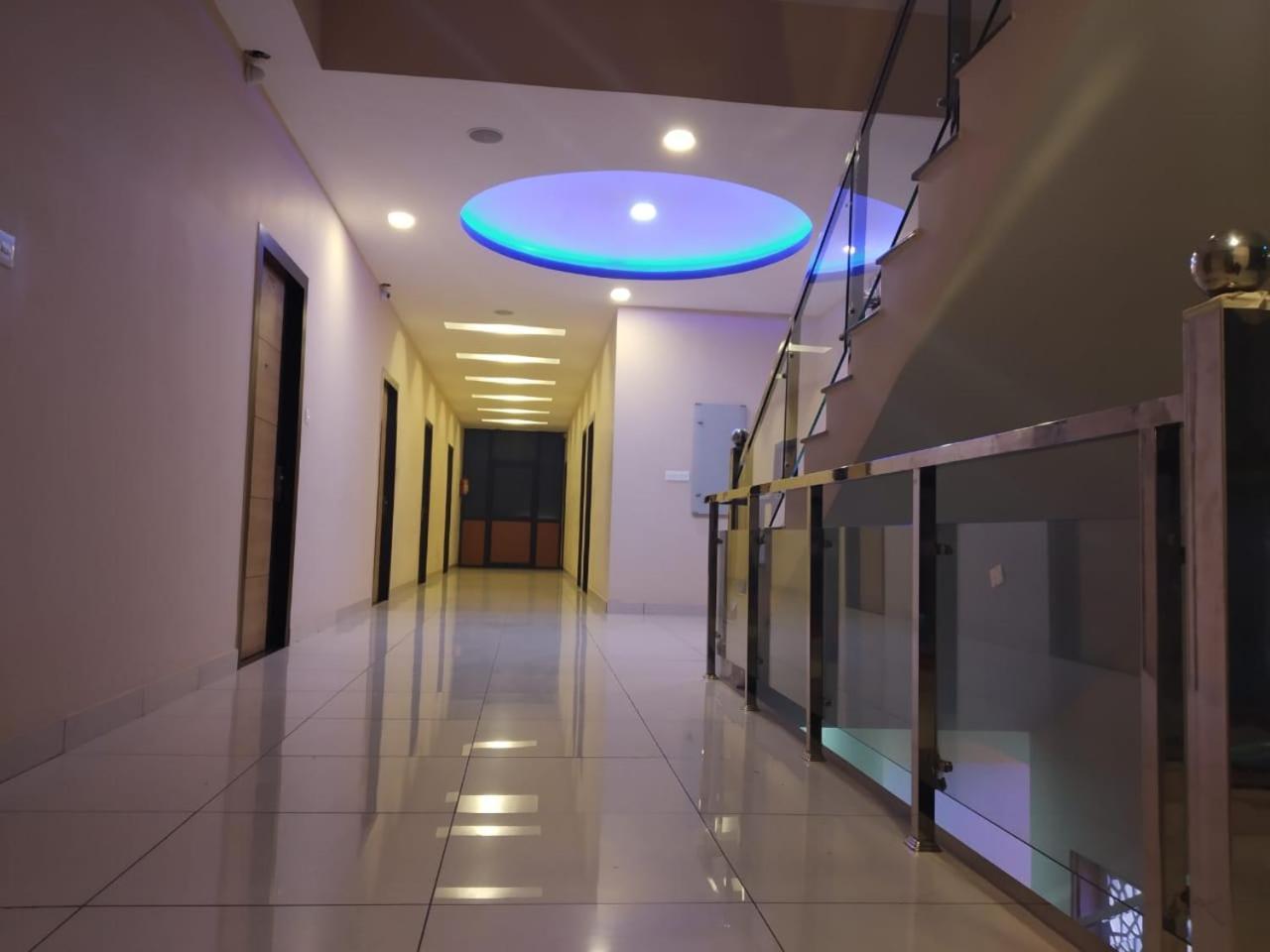 Hotel Reyansh Tanakpur Buitenkant foto