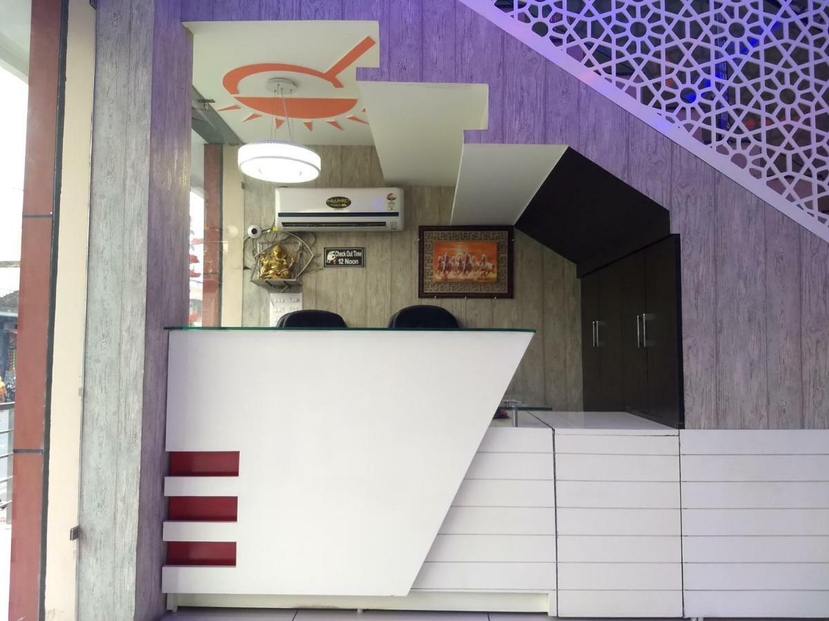 Hotel Reyansh Tanakpur Buitenkant foto