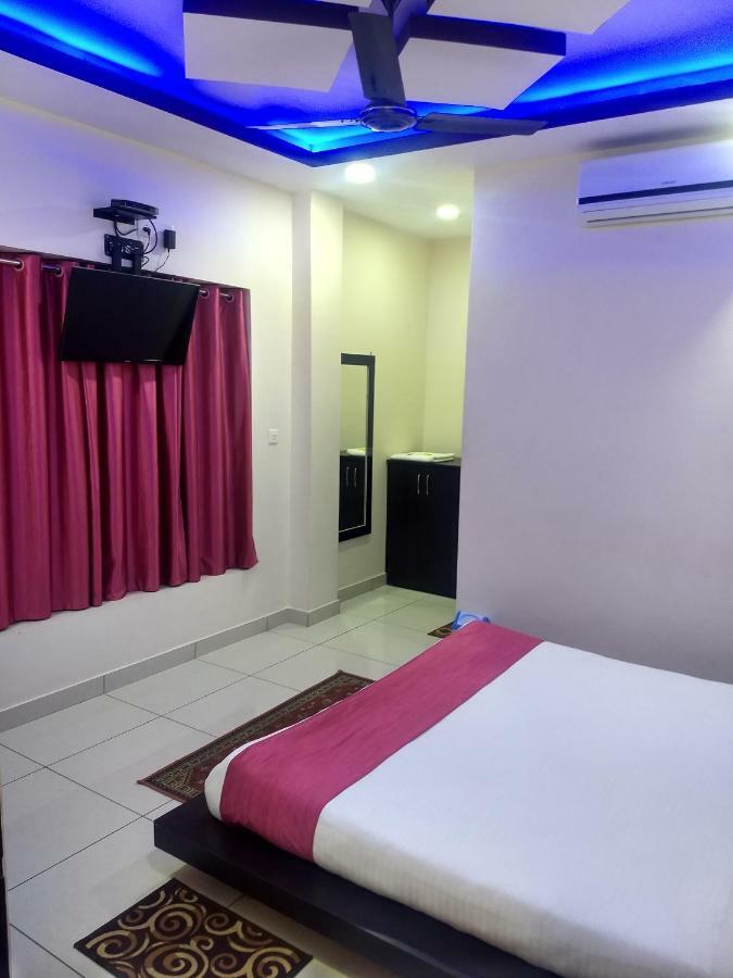 Hotel Reyansh Tanakpur Buitenkant foto