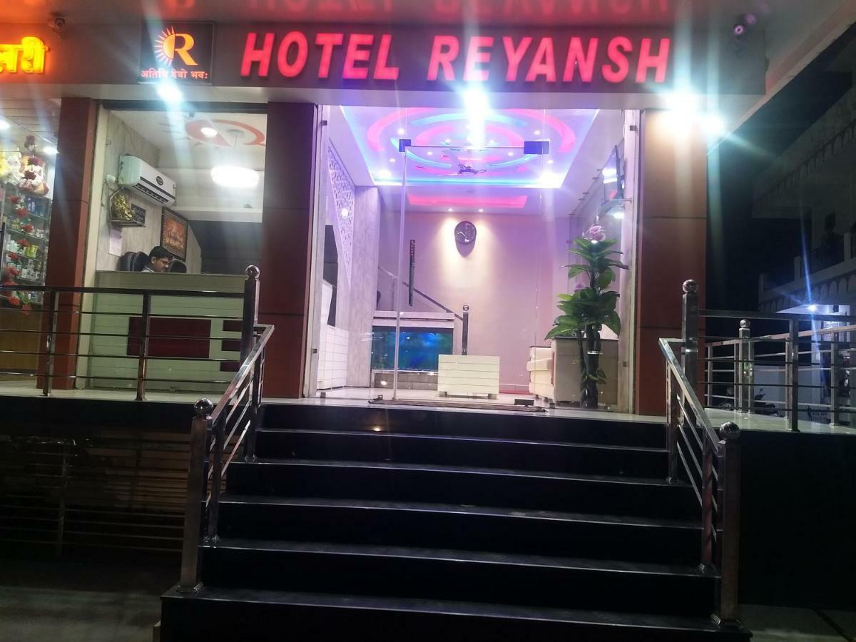 Hotel Reyansh Tanakpur Buitenkant foto