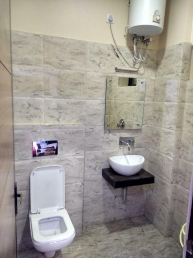 Hotel Reyansh Tanakpur Buitenkant foto